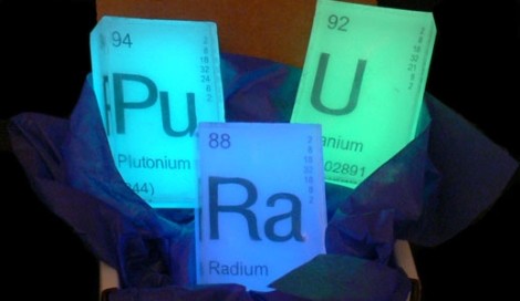 Светящееся в темноте мыло